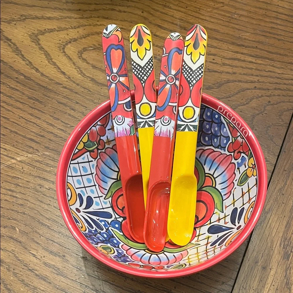 Prepara 9-piece taco serving set with a‎ vibrant Mexican Talavera print design